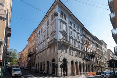Haus zum Kauf 1.980.000 € 1.400 m² via Pascoli 39 Trieste 34129
