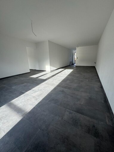 Wohnung zur Miete 300 € 4 Zimmer 130 m² Erdgeschoss Wehr 56653