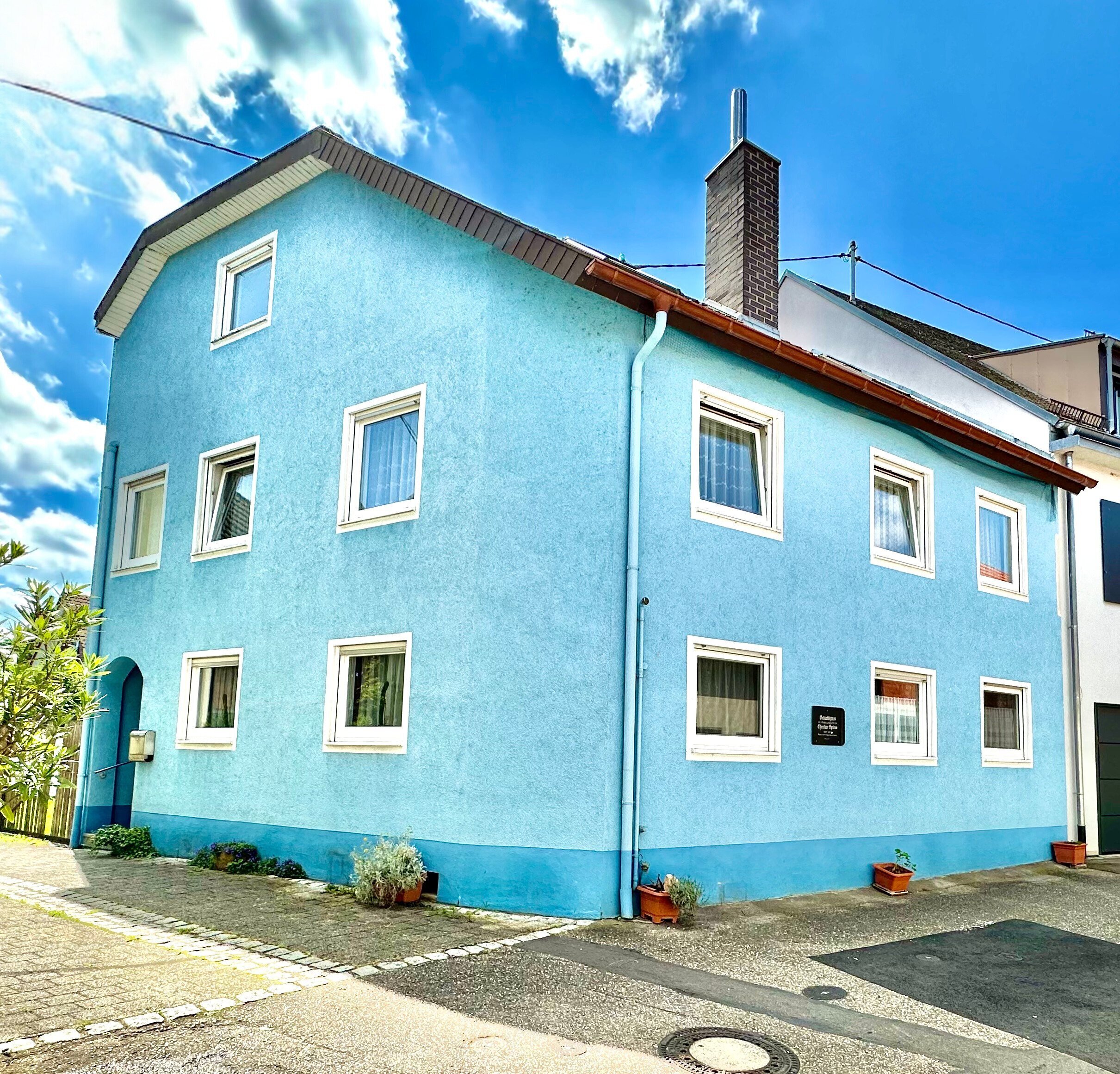 Einfamilienhaus zum Kauf 355.000 € 4,5 Zimmer 131 m²<br/>Wohnfläche 103 m²<br/>Grundstück Kenzingen Kenzingen 79341