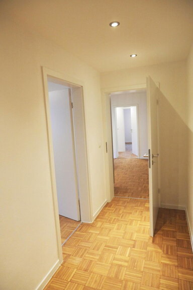 Wohnung zum Kauf provisionsfrei 625.000 € 4 Zimmer 84,7 m² 4. Geschoss Schaffhauser Straße 16 Forstenried München 81476