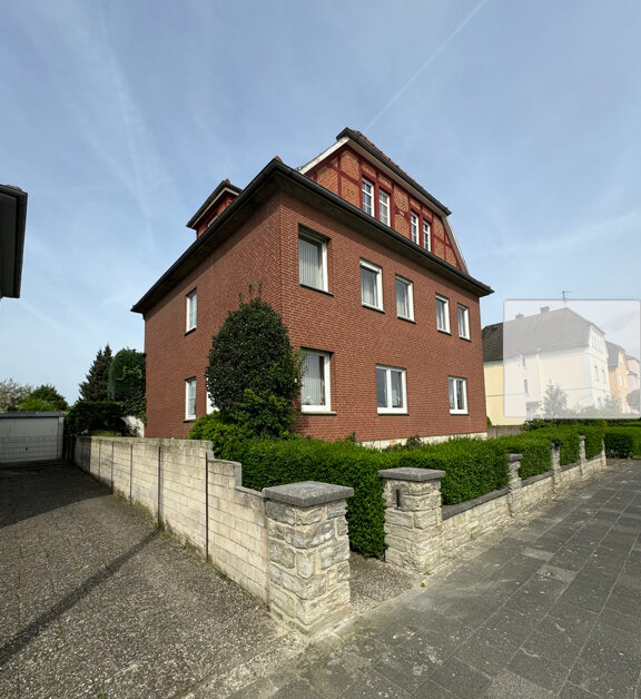 Mehrfamilienhaus zum Kauf 489.000 € 8 Zimmer 217 m²<br/>Wohnfläche 675 m²<br/>Grundstück Paderborn - Kernstadt Paderborn 33102