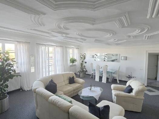 Wohnung zur Miete 1.075 € 2 Zimmer 97 m² 2. Geschoss frei ab 01.02.2026 Innenstadt Regensburg 93047