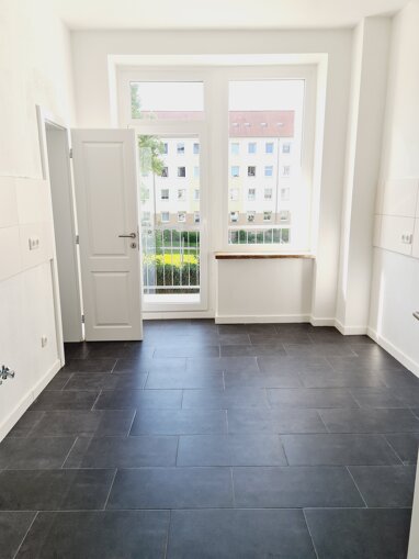 Wohnung zur Miete 600 € 4 Zimmer 96 m² 1. Geschoss Neefestr. 67 Kapellenberg 813 Chemnitz 09119