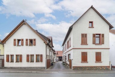 Mehrfamilienhaus zum Kauf 794.500 € 15 Zimmer 1.080,3 m² Grundstück Bauernheim Friedberg (Hessen) 61169