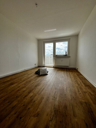 Wohnung zur Miete 402 € 3 Zimmer 67 m² 4. Geschoss Anne-Frank-Str. 22 a Stendal Stendal 39576