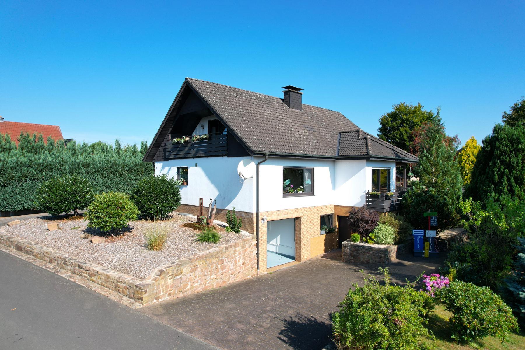 Einfamilienhaus zum Kauf 320.000 € 6 Zimmer 175 m²<br/>Wohnfläche 930 m²<br/>Grundstück Bettenfeld 54533