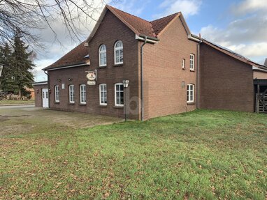 Einfamilienhaus zum Kauf 275.000 € 7 Zimmer 100 m² 1.800 m² Grundstück Spornitz Spornitz 19372