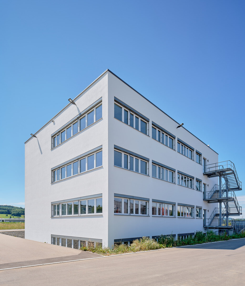 Bürogebäude zur Miete 9,50 € 347 m²<br/>Bürofläche Ab 347 m²<br/>Teilbarkeit Donzdorf Donzdorf 73072