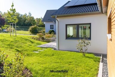 Einfamilienhaus zum Kauf Zwangsversteigerung 304.000 € 5 Zimmer 155 m² 838 m² Grundstück Herzebrock Herzebrock-Clarholz 33442