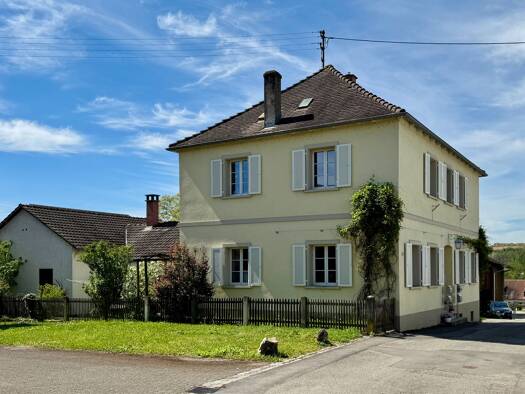 Mehrfamilienhaus zum Kauf 639.000 € 10 Zimmer 239 m² 969 m² Grundstück Wintersweiler 79588