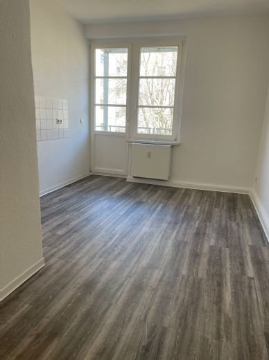 Wohnung zur Miete 718,20 € 5 Zimmer 119,7 m²<br/>Wohnfläche Bernsdorf 421 Chemnitz 09126