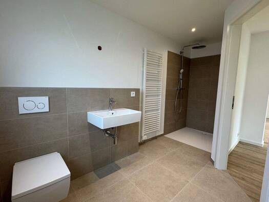 Wohnung zur Miete - Erstbezug 1.260 € 2 Zimmer 72 m² EG frei ab 01.01.2026 Sieglar Troisdorf 53844