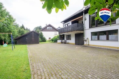 Einfamilienhaus zum Kauf 398.000 € 6,5 Zimmer 196 m² 1.603 m² Grundstück St Blasien St. Blasien 79837