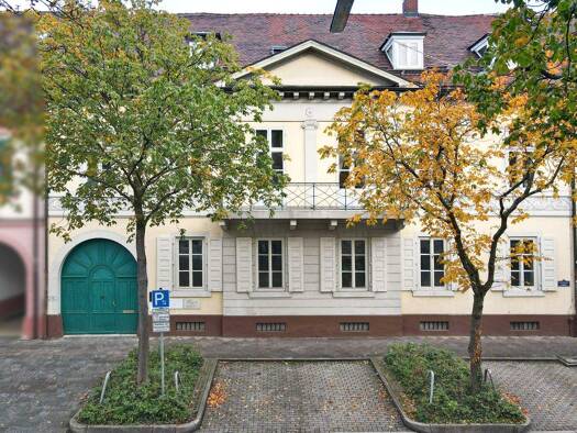 Haus zum Kauf 2.500.000 € 12 Zimmer 900 m² 1.090 m² Grundstück Innenstadt-West Karlsruhe 76133