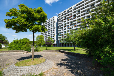 Wohnung zur Miete 385 € 1 Zimmer 29 m² 8. Geschoss Rostocker Str. 52/221 Hallschlag Stuttgart 70376