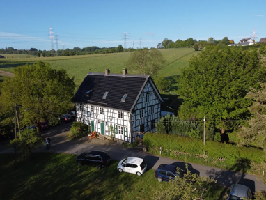 Haus zur Miete 1.950 € 6 Zimmer 150 m² 500 m² Grundstück Kleinsporkert 40 Erbschlö-Linde Wuppertal 42287