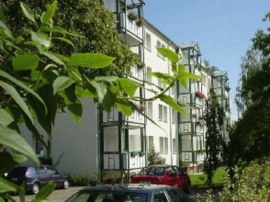 Wohnung zur Miete 313 € 3 Zimmer 56,8 m² 3. Geschoss Friedrich-Staude-Straße 36 Marienthal West 434 Zwickau 08060