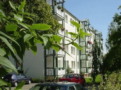 Wohnung zur Miete 313 € 3 Zimmer 56,8 m² 3. Geschoss Friedrich-Staude-Straße 36 Marienthal Zwickau 08060