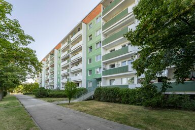 Wohnung zur Miete 233 € 1 Zimmer 32,6 m² 5. Geschoss Saturnstraße 63 Grünau - Nord Leipzig 04205