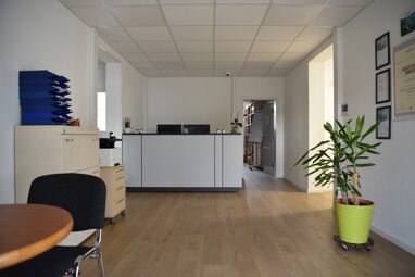 Büro-/Praxisfläche zur Miete Provisionsfrei 2.240 € 224 m² Bürofläche Garbenheim Wetzlar 35583
