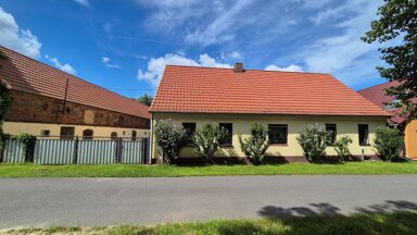 Einfamilienhaus zum Kauf provisionsfrei 195.000 € 5 Zimmer 100 m² 6.330 m² Grundstück Klein Muckrow Friedland 15848