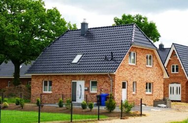 Einfamilienhaus zur Miete 1.499 € 5 Zimmer 115 m² 459 m² Grundstück Schönberger Str. 1d Brodersdorf 24235