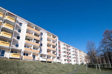 Wohnung zur Miete 264,26 € 3 Zimmer 53,9 m² 3. Geschoss Otto-Riedel-Str. 28 Oelsnitz Oelsnitz 08606
