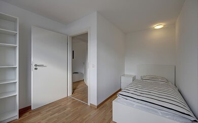 Wohnung zur Miete Wohnen auf Zeit 635 € 4 Zimmer 11 m² frei ab 01.05.2025 Aachener Straße Bad Cannstatt Stuttgart 70376