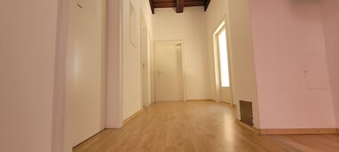 Wohnung zur Miete 933,20 € 2 Zimmer 121,7 m² Erdgeschoss Stein an der Donau Krems an der Donau 3500