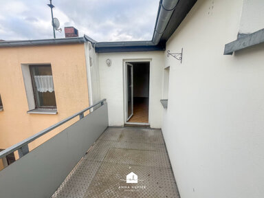 Wohnung zur Miete 280 € 2 Zimmer 50,8 m² EG Schmelzhüttenstraße 12 Südbahnhof / Reichsstraße Gera 07545