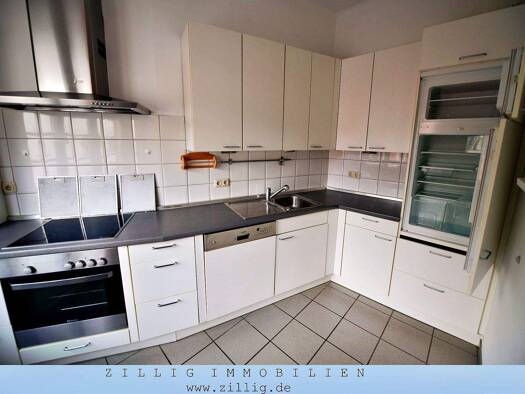 Wohnung zur Miete 1.295 € 3 Zimmer 105 m² 2. Geschoss frei ab 01.01.2026 Nähe Arnulfsplatz Innenstadt Regensburg 93047