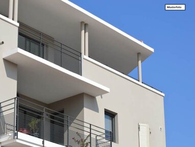 Wohnung zum Kauf Provisionsfrei Zwangsversteigerung 85.000 € 1 Zimmer 39 m² Deggendorf Deggendorf 94469