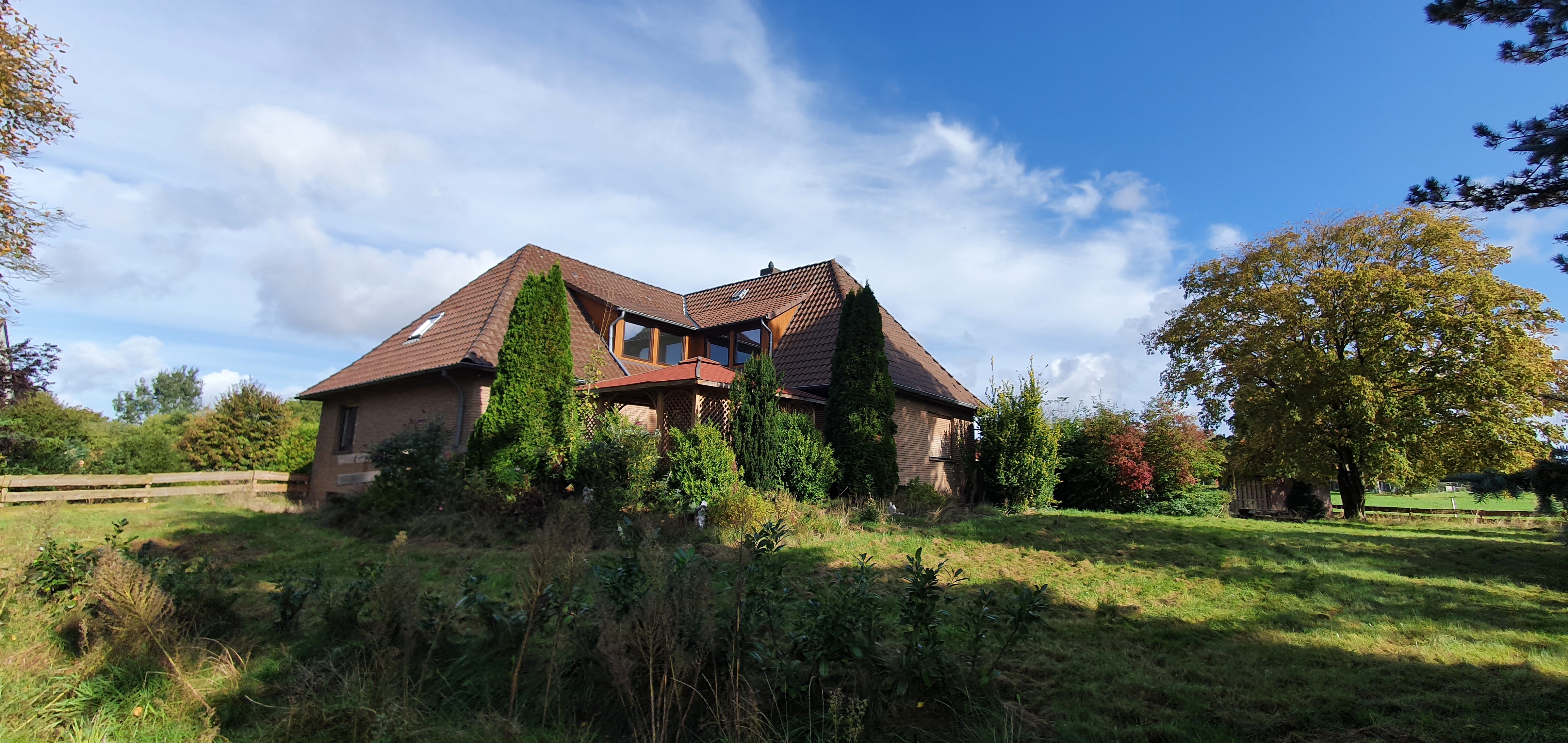 Einfamilienhaus zum Kauf 399.000 € 6 Zimmer 270 m²<br/>Wohnfläche 2.452 m²<br/>Grundstück Boecke Stoetze 29597
