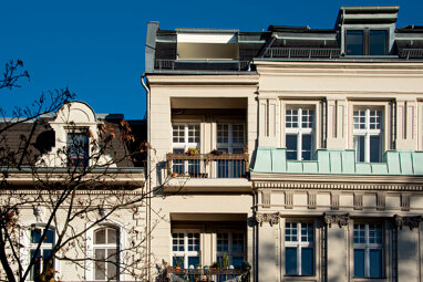 Wohnung zum Kauf Provisionsfrei 470.000 € 3 Zimmer 98,6 m² 1. Geschoss Bahnhofstraße 1 Friedenau Berlin 12159