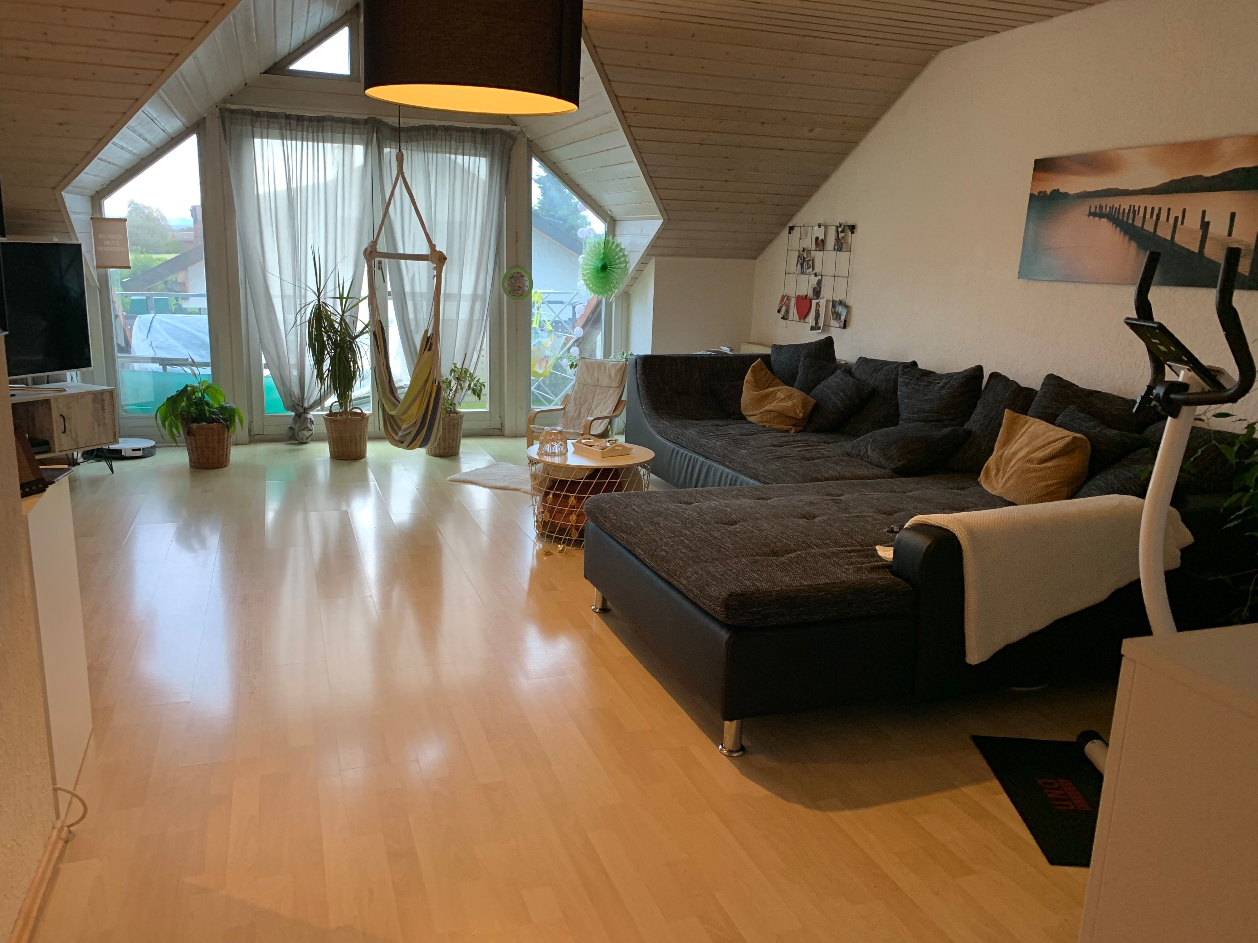 Wohnung zur Miete 850 € 3 Zimmer 89 m²<br/>Wohnfläche 01.10.2024<br/>Verfügbarkeit Remmingsheim Neustetten 72149