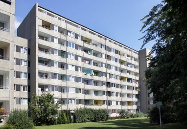 Wohnung zur Miete nur mit Wohnberechtigungsschein 252,37 € 1 Zimmer 28,4 m² 5. Geschoss Oppelner Str. 14 Jenfeld Hamburg 22045