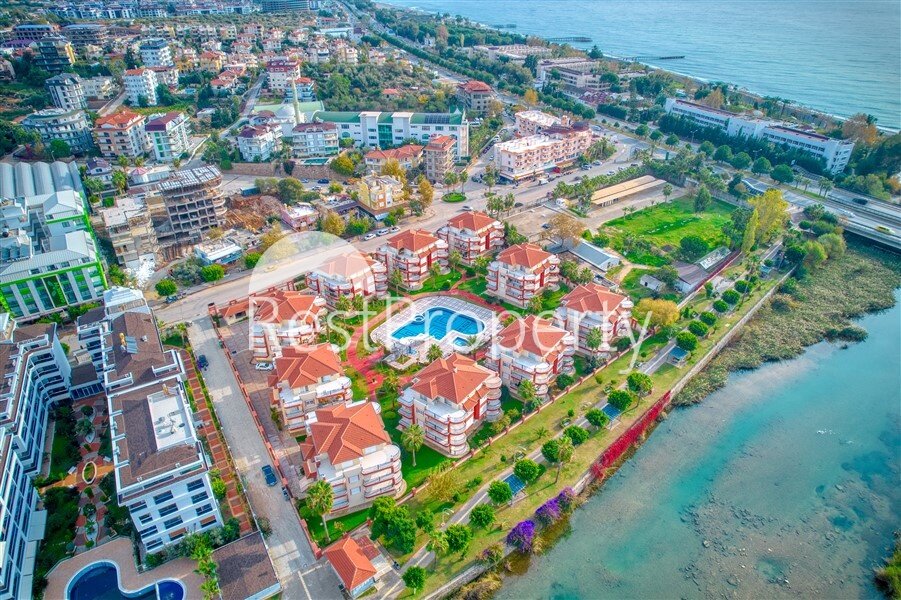 Villa zum Kauf provisionsfrei 297.000 € 5 Zimmer 210 m²<br/>Wohnfläche 350 m²<br/>Grundstück ab sofort<br/>Verfügbarkeit Kestel Alanya