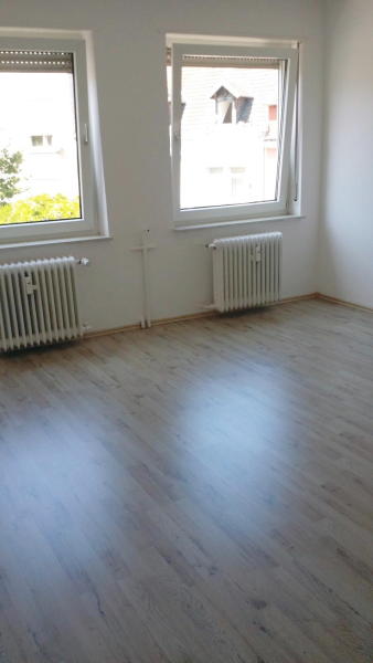 Wohnung zum Kauf 95.000 € 3 Zimmer 80 m²<br/>Wohnfläche 2. Stock<br/>Geschoss Westl. Stadtgeb. - Imserbühl-Gottelsberg Pirmasens 66954