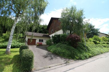 Einfamilienhaus zum Kauf 379.000 € 8 Zimmer 170,1 m² 1.000,1 m² Grundstück Degernau Wutöschingen 79793