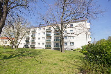 Wohnung zur Miete 497 € 3 Zimmer 58,4 m² 1. Geschoss Dessauer Str. 16 Landrain Halle (Saale) 06118
