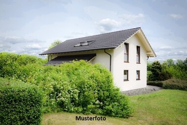 Doppelhaushälfte zum Kauf Zwangsversteigerung 450.000 € 5 Zimmer 129 m² 234 m² Grundstück Wermelskirchen Wermelskirchen 42929