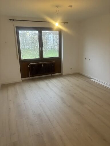 Wohnung zur Miete 700 € 4 Zimmer 103 m² frei ab sofort Glogauerstraße 14 Waldstadt - Feldlage Karlsruhe 76139