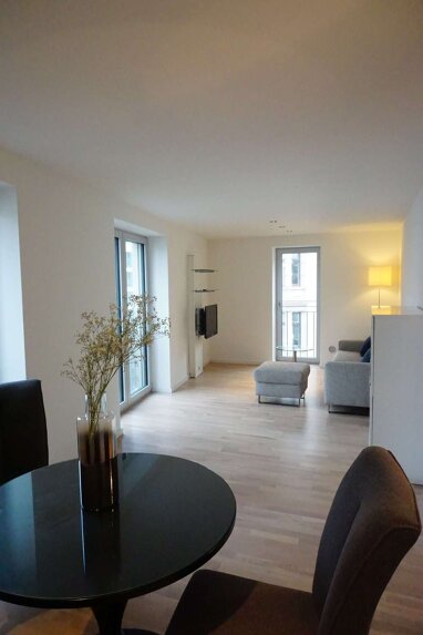 Wohnung zur Miete 1.300 € 2 Zimmer 52 m² 6. Geschoss Mainluststr. 17 Bahnhofsviertel Frankfurt 60329