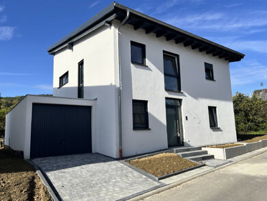 Haus zum Kauf 410.000 € 4 Zimmer 152 m² 359 m² Grundstück Hochhausen Tauberbischofsheim-Hochhausen 97941