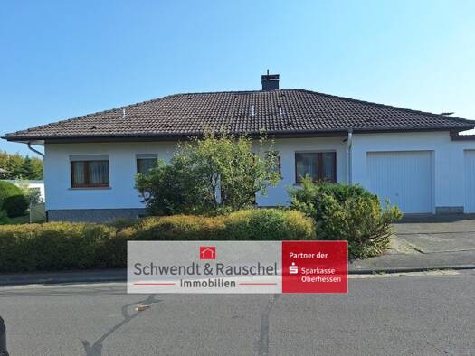 Einfamilienhaus zum Kauf 325.000 € 6 Zimmer 145 m² 832 m² Grundstück Alsfeld 36304