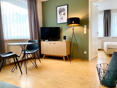 Wohnung zur Miete Wohnen auf Zeit 2.983 € 2 Zimmer 42 m² frei ab sofort Luitpoldstraße Markgrafenstadt Erlangen 91054