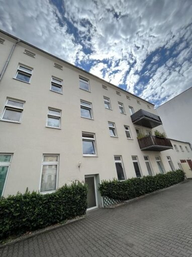 Wohnung zur Miete 436 € 2 Zimmer 69,7 m² Olvenstedter Platz Magdeburg 39108