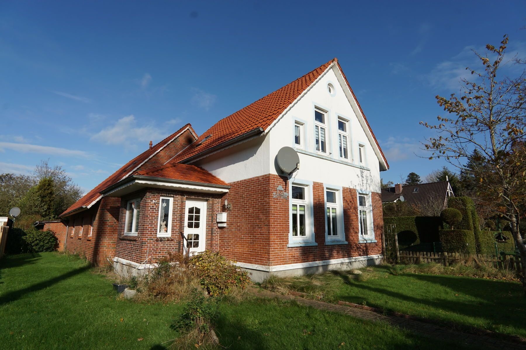 Einfamilienhaus zum Kauf provisionsfrei 199.900 € 7 Zimmer 200 m²<br/>Wohnfläche 1.493 m²<br/>Grundstück Süderneuland II Norden 26506