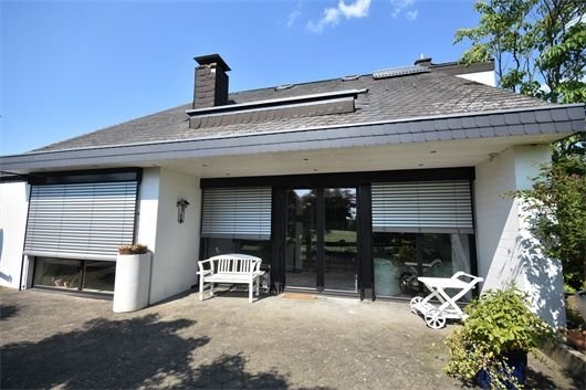 Einfamilienhaus zum Kauf 530.000 € 4 Zimmer 182 m²<br/>Wohnfläche 700 m²<br/>Grundstück Steinhagen Steinhagen 33803