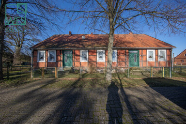 Bauernhaus zum Kauf 159.000 € 207,2 m² 1.933 m² Grundstück frei ab sofort Wiesenweg 11 Wustrow Lanz 19309